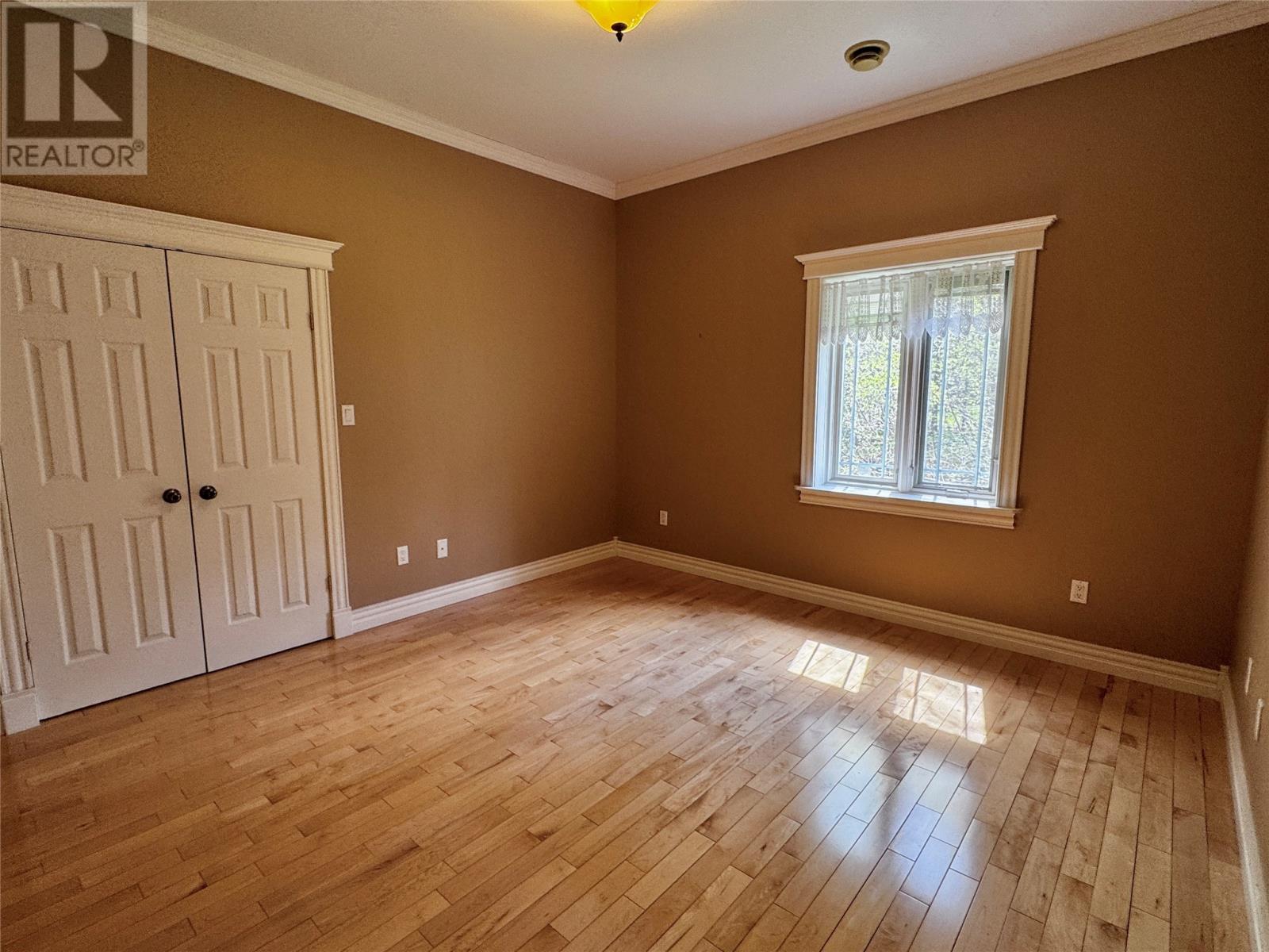 6 Tamarack Street - 45