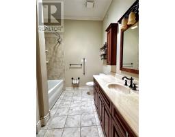 6 Tamarack Street thumbnail 47