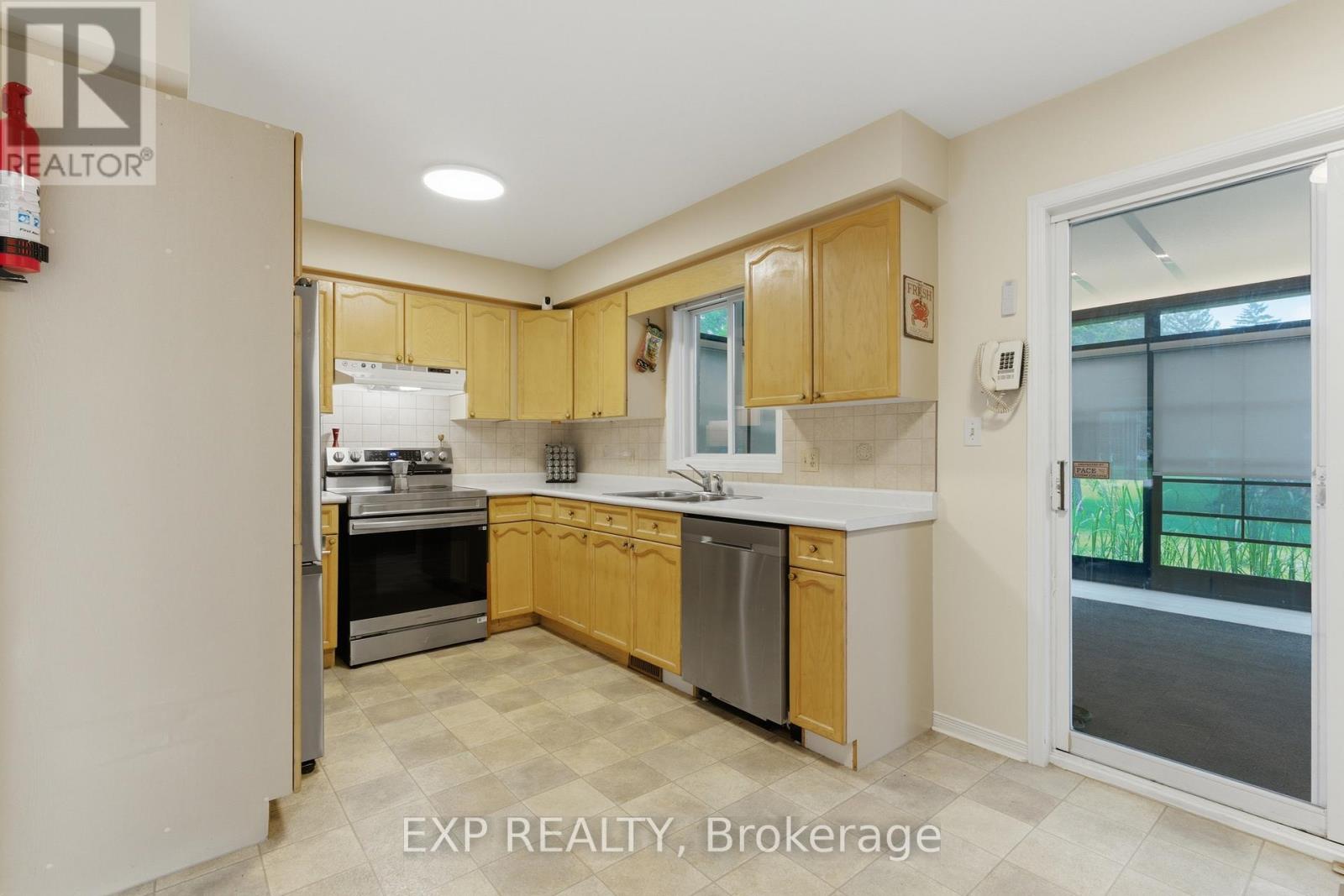 3722 SUSSEX LANE - Image 17