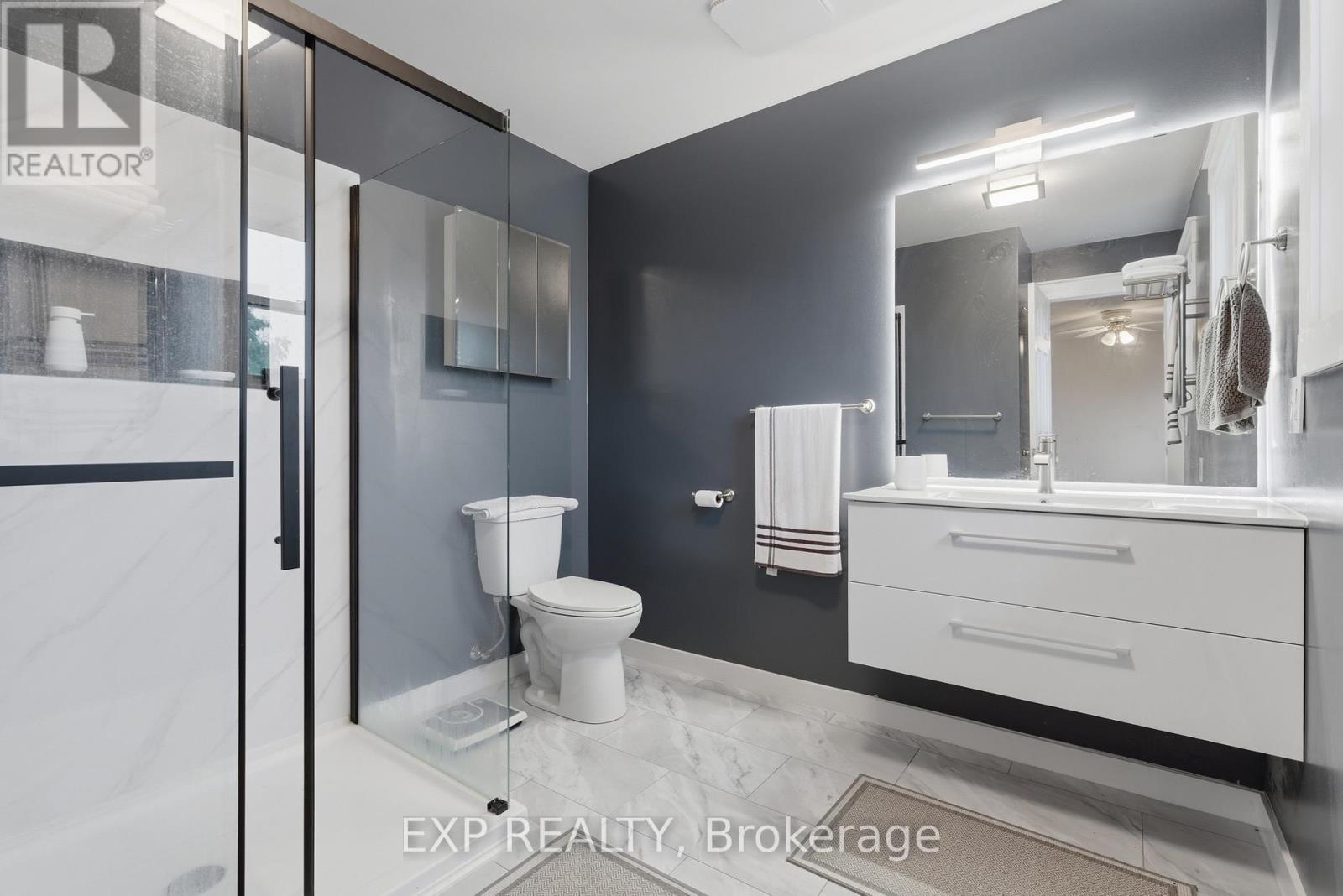 3722 SUSSEX LANE - Image 35