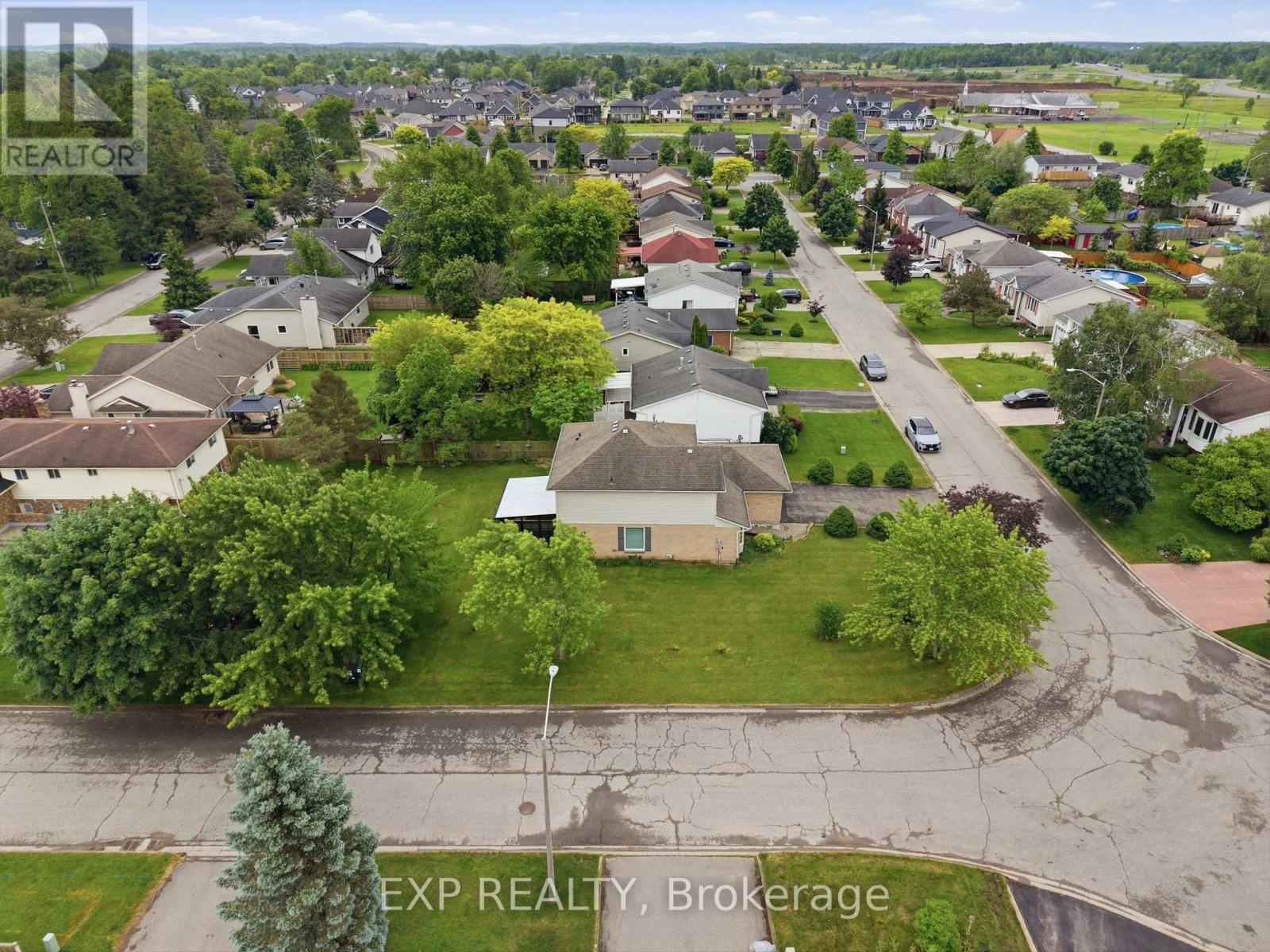 3722 SUSSEX LANE - Image 43