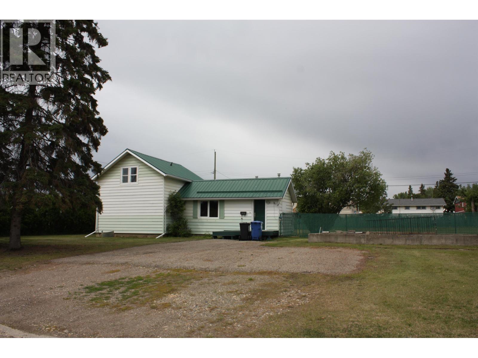 9424-9503 95 STREET - 29