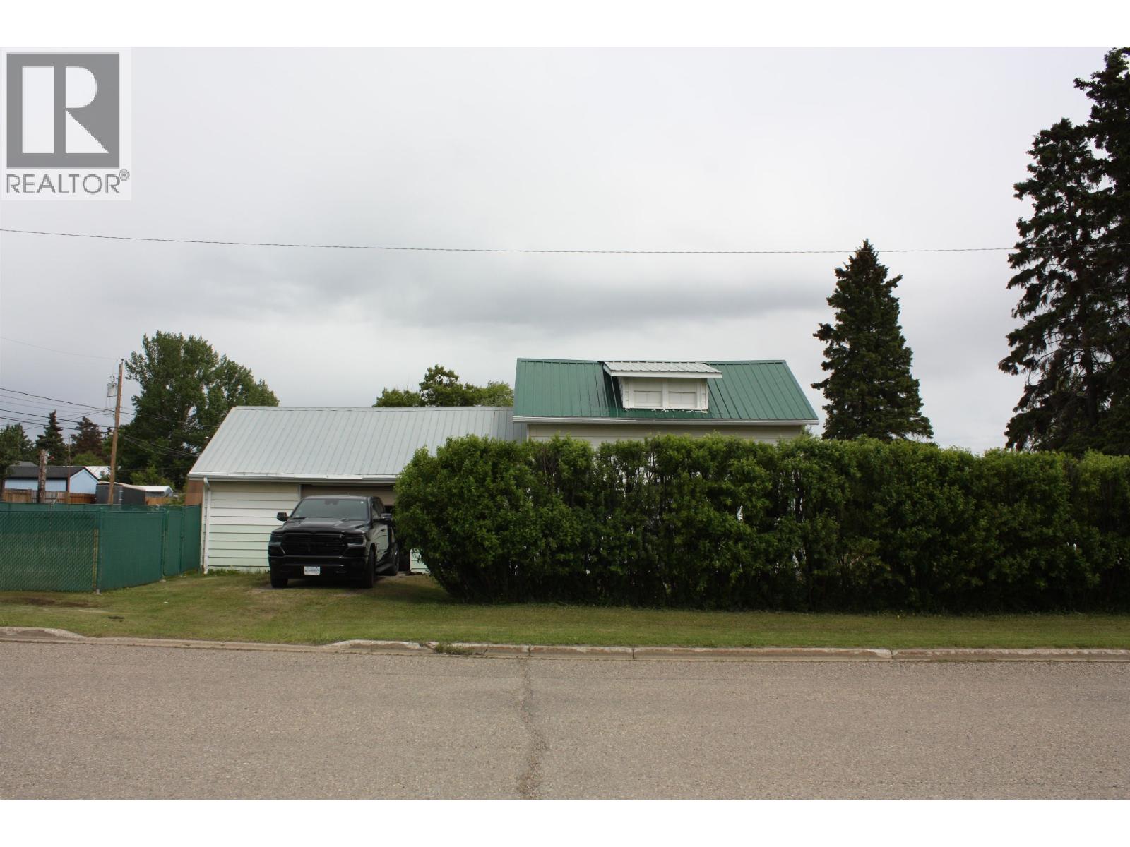9424-9503 95 STREET, Fort St. John