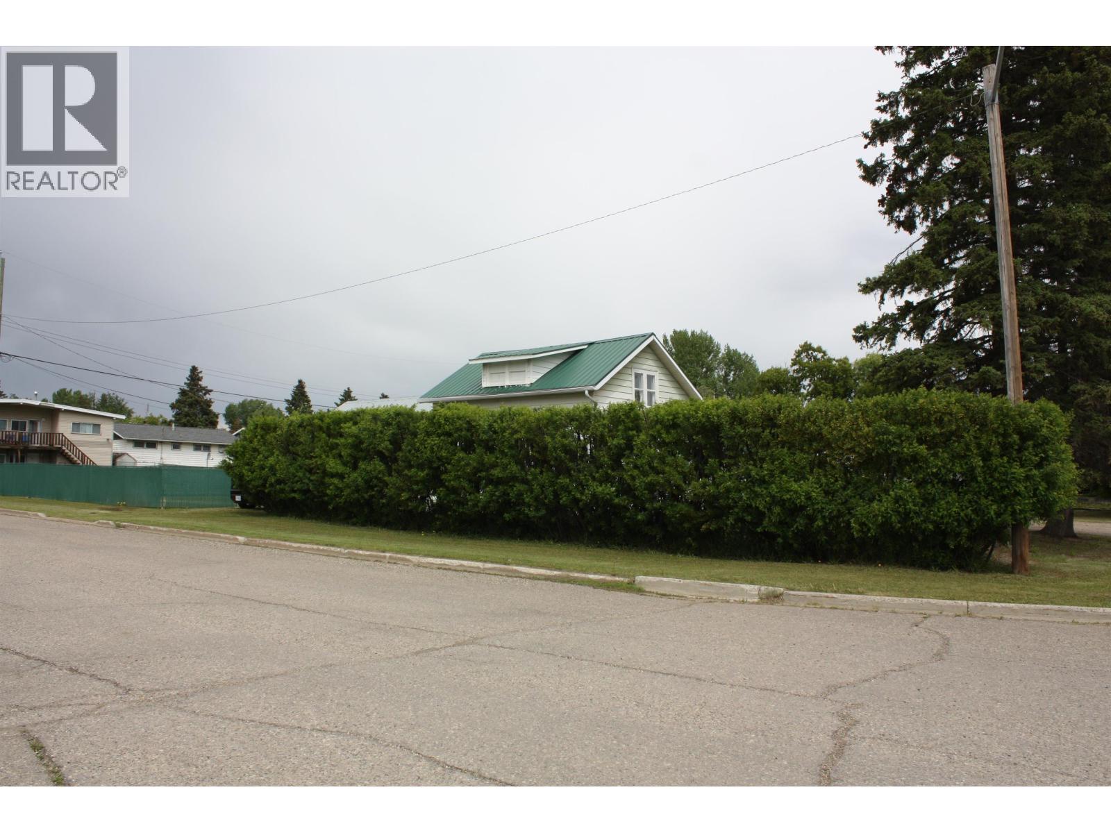 9424-9503 95 STREET - 30
