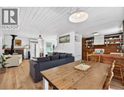 261 Mobrae Ave, Salt Spring, BC V8K1J7 Photo 18