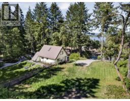 261 Mobrae Ave, Salt Spring, BC V8K1J7 Photo 47