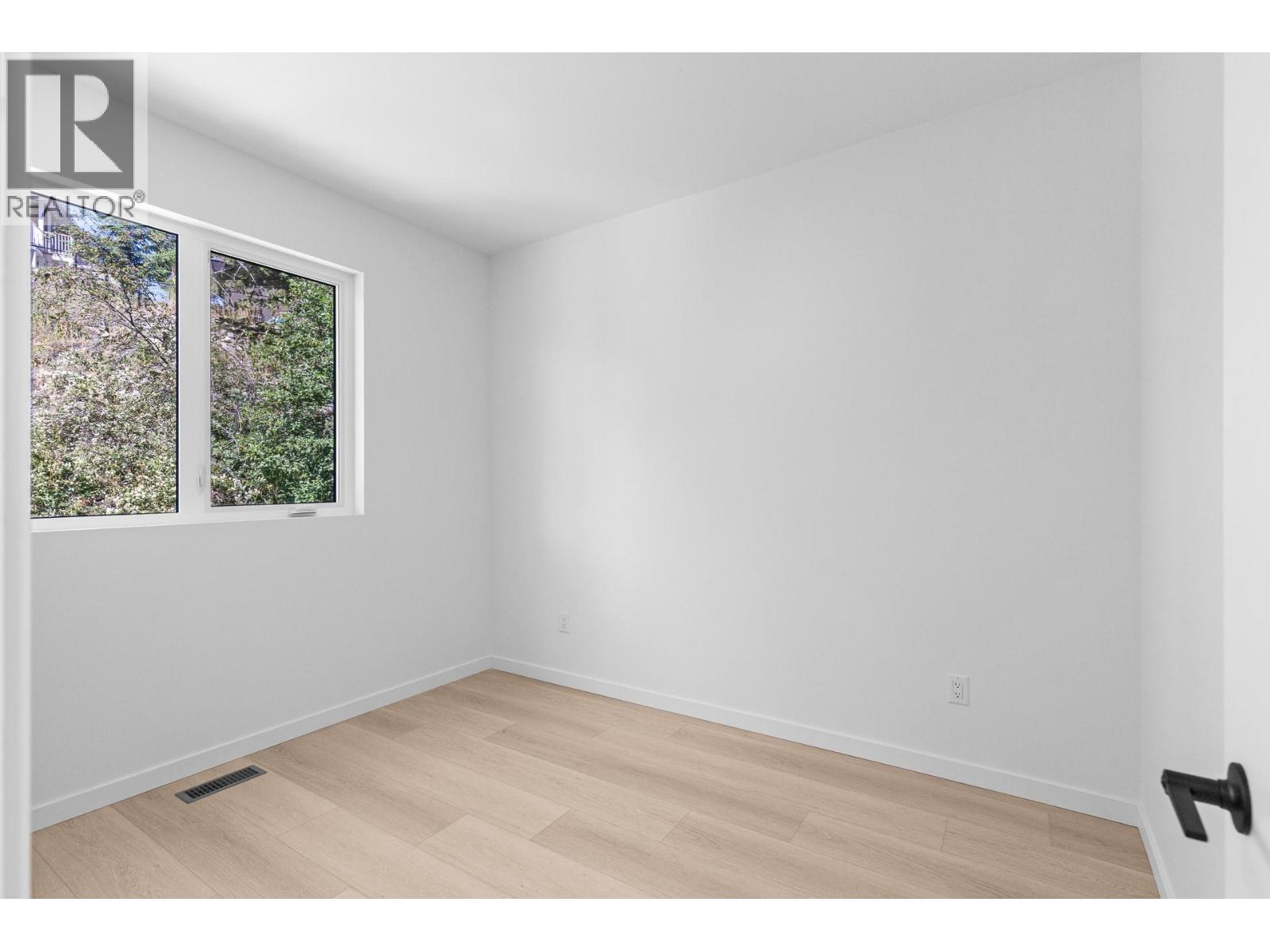 9188 Tronson Road Unit# 4, Vernon