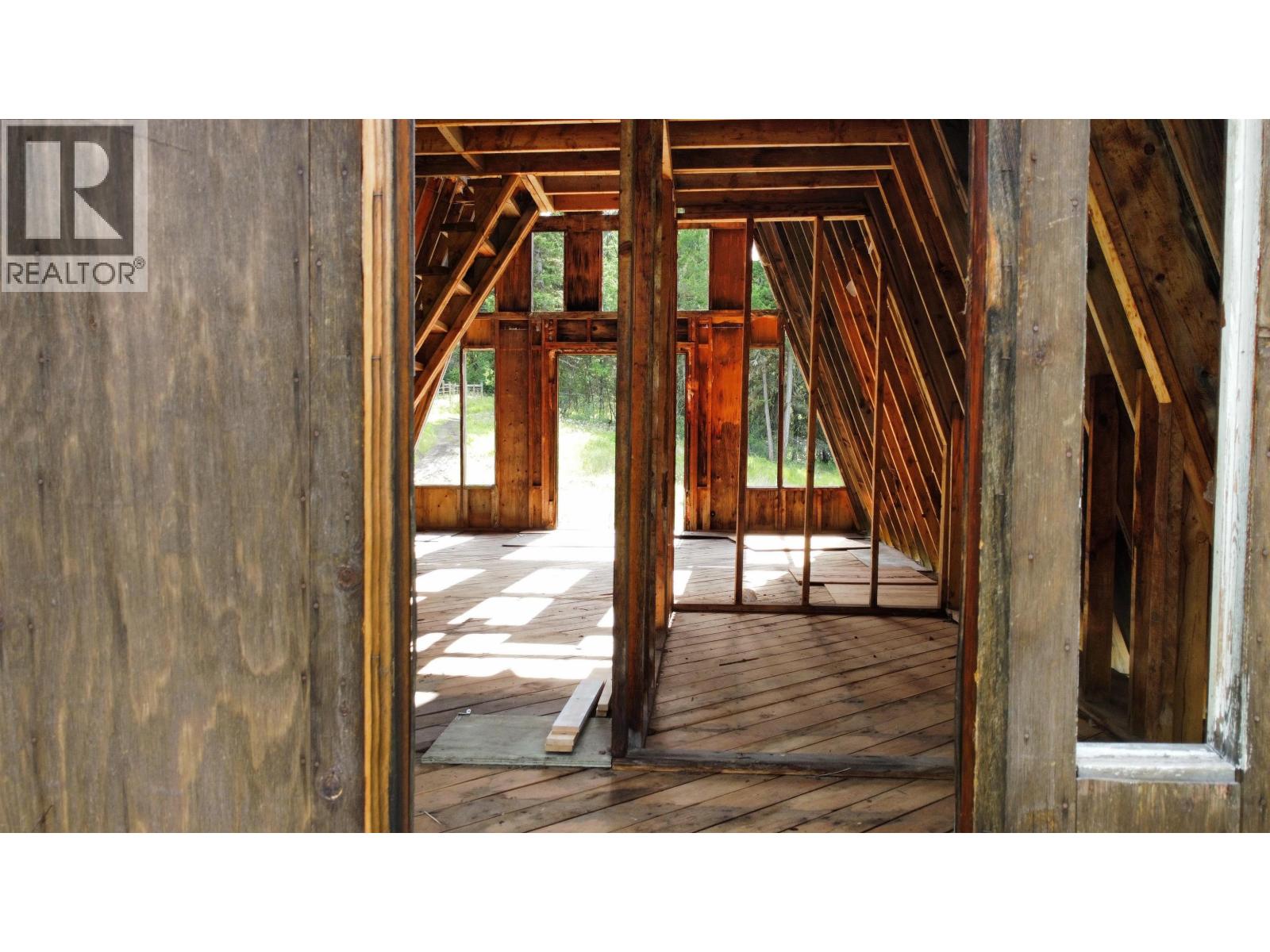 1407 ESLER ROAD, Williams Lake