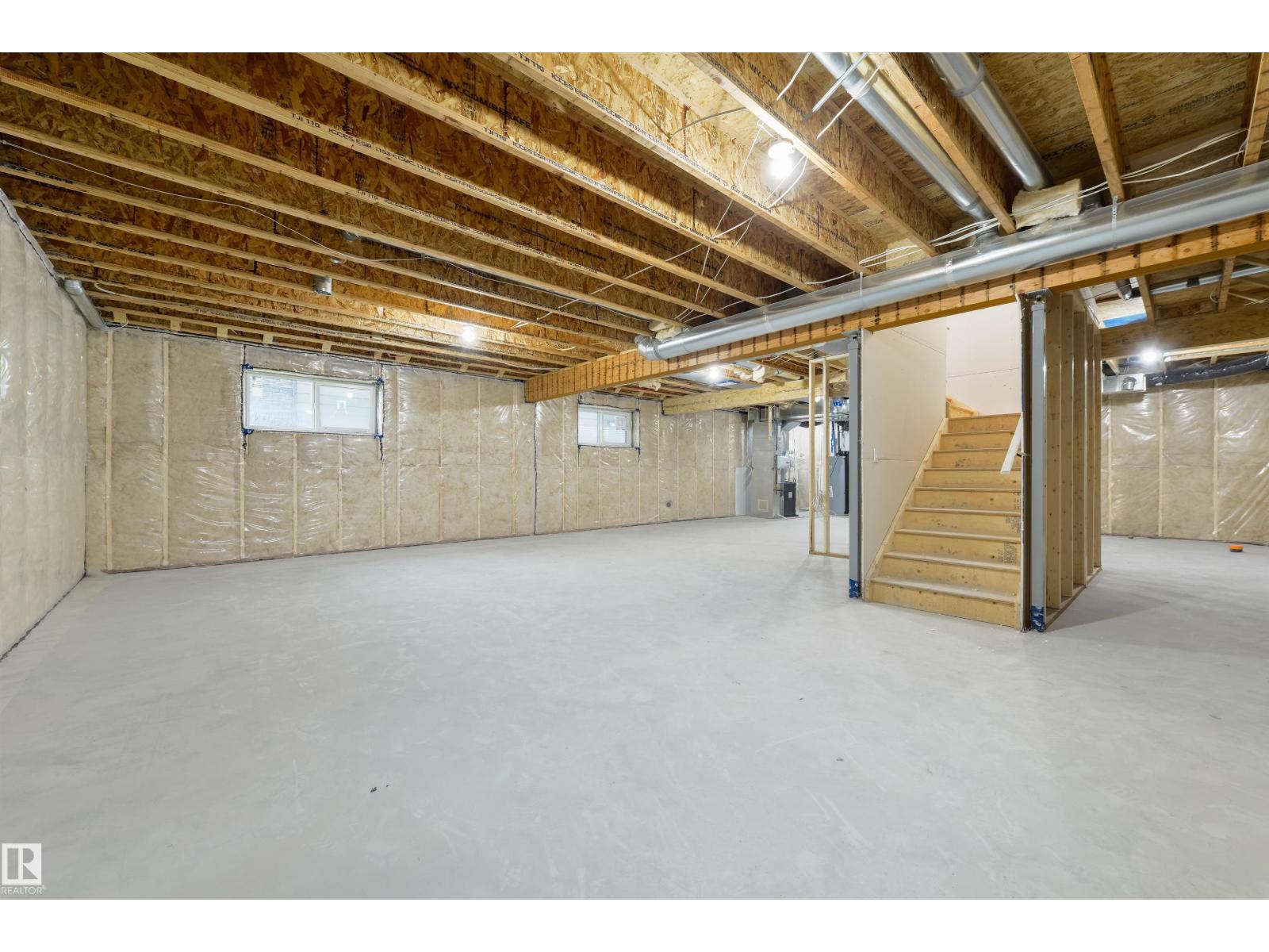 266 Falcon Crescent — photo 49