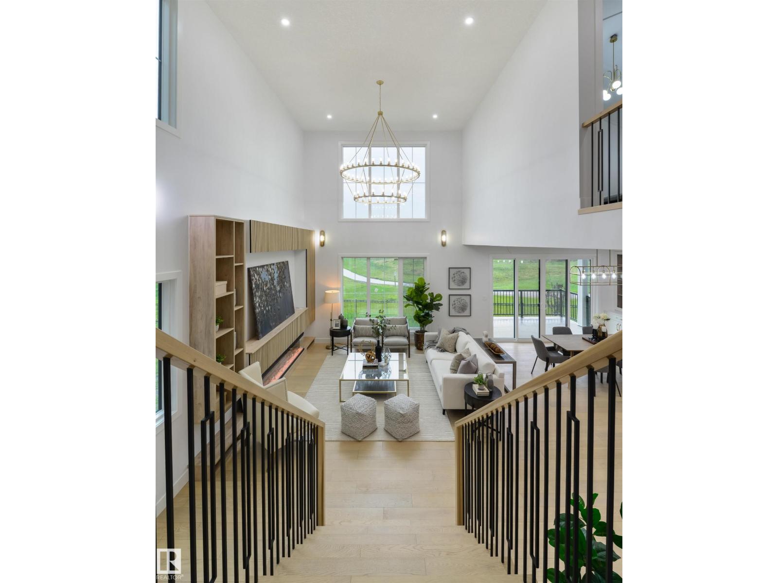 266 Falcon Crescent - 27