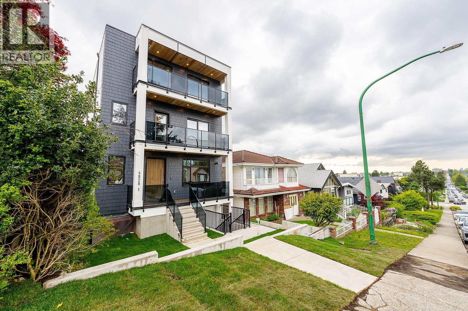1 4828 ALBERT STREET, Burnaby