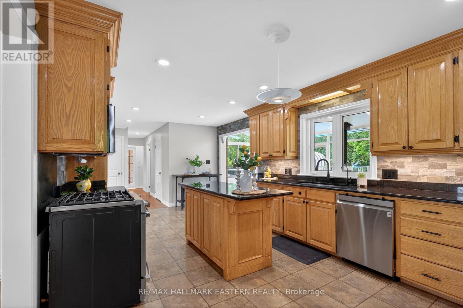 4038 SPRING ROAD - 11