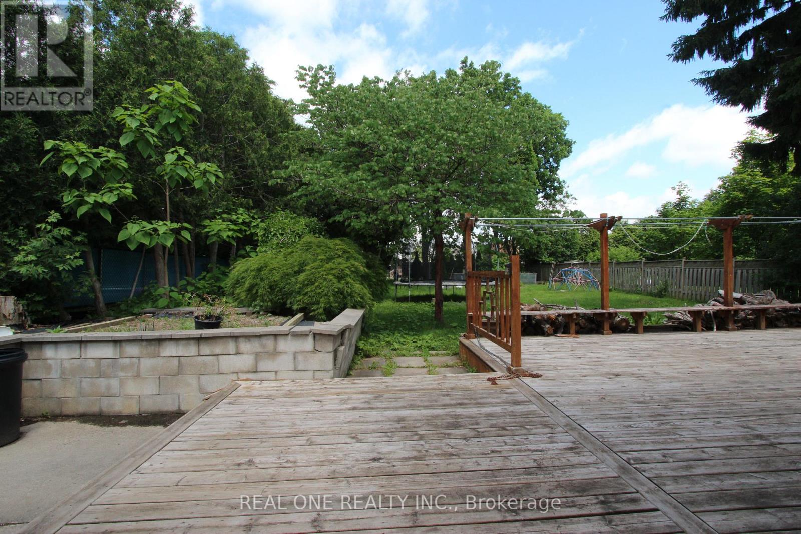 53 HILLVIEW BOULEVARD - 22
