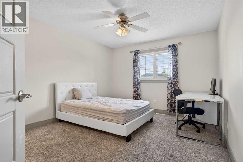 647 Fraser Vista NW — photo 35