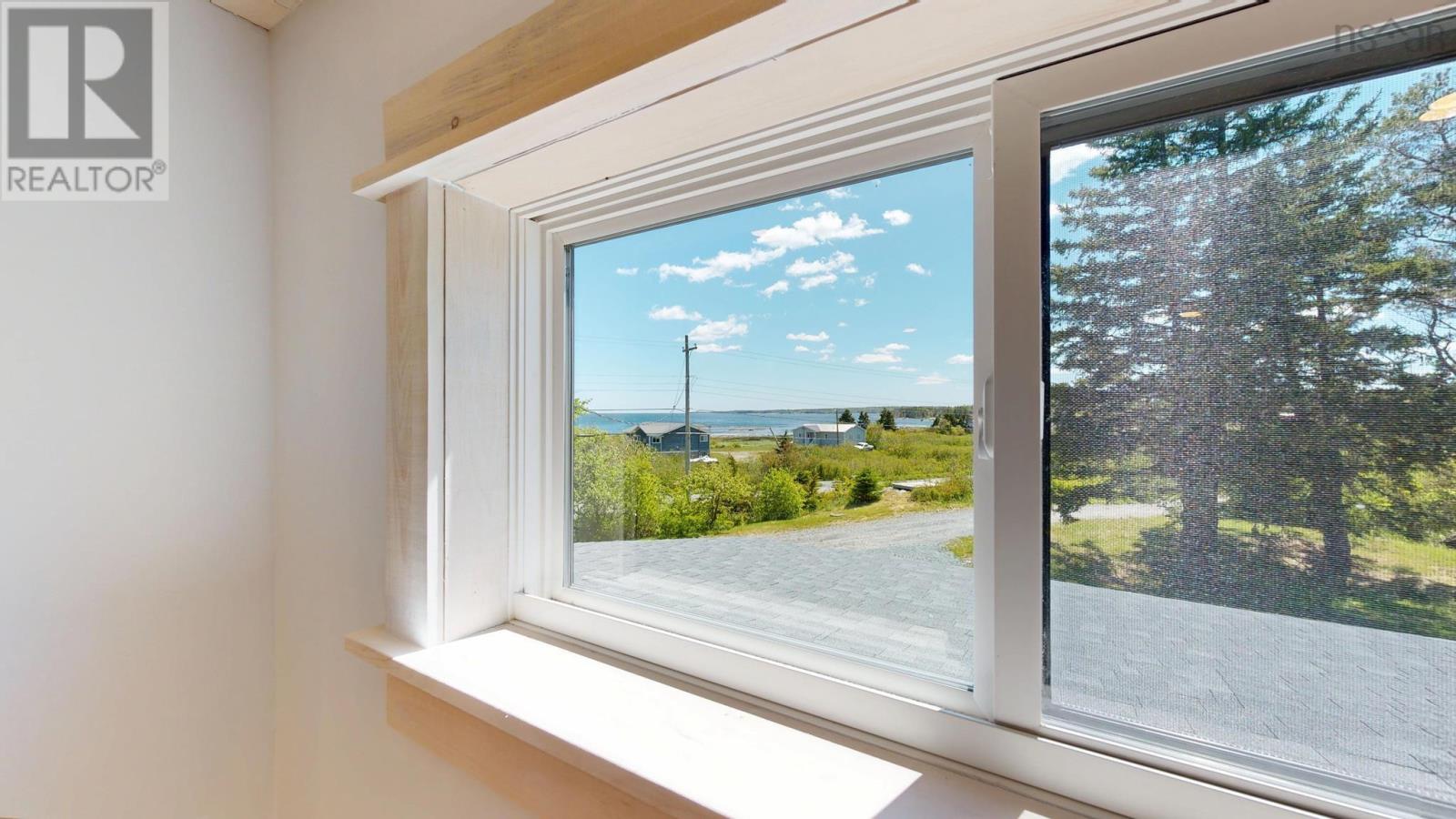 31 Shore View Drive - 32