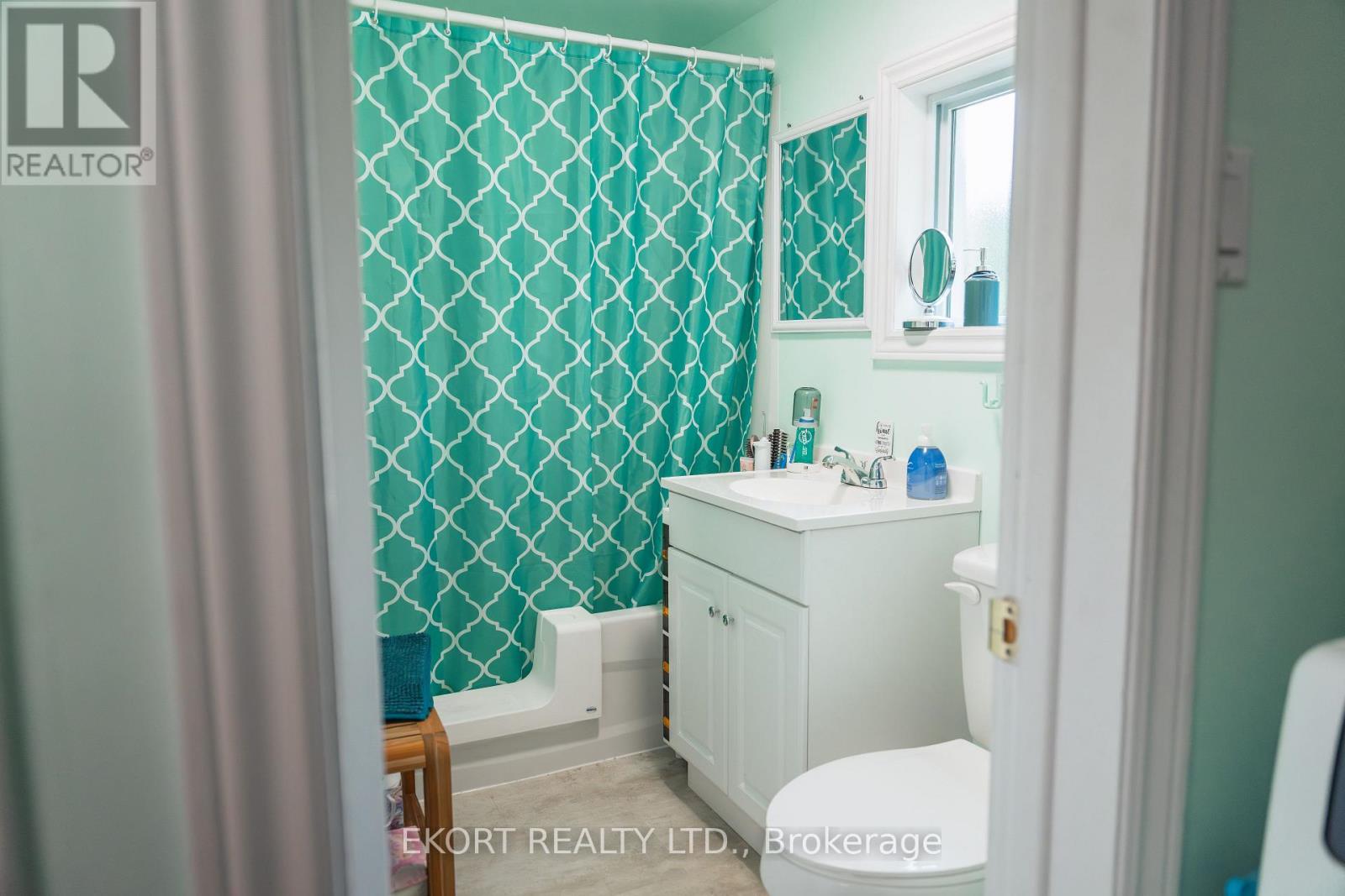 10 GLASTONBURY ROAD - 19
