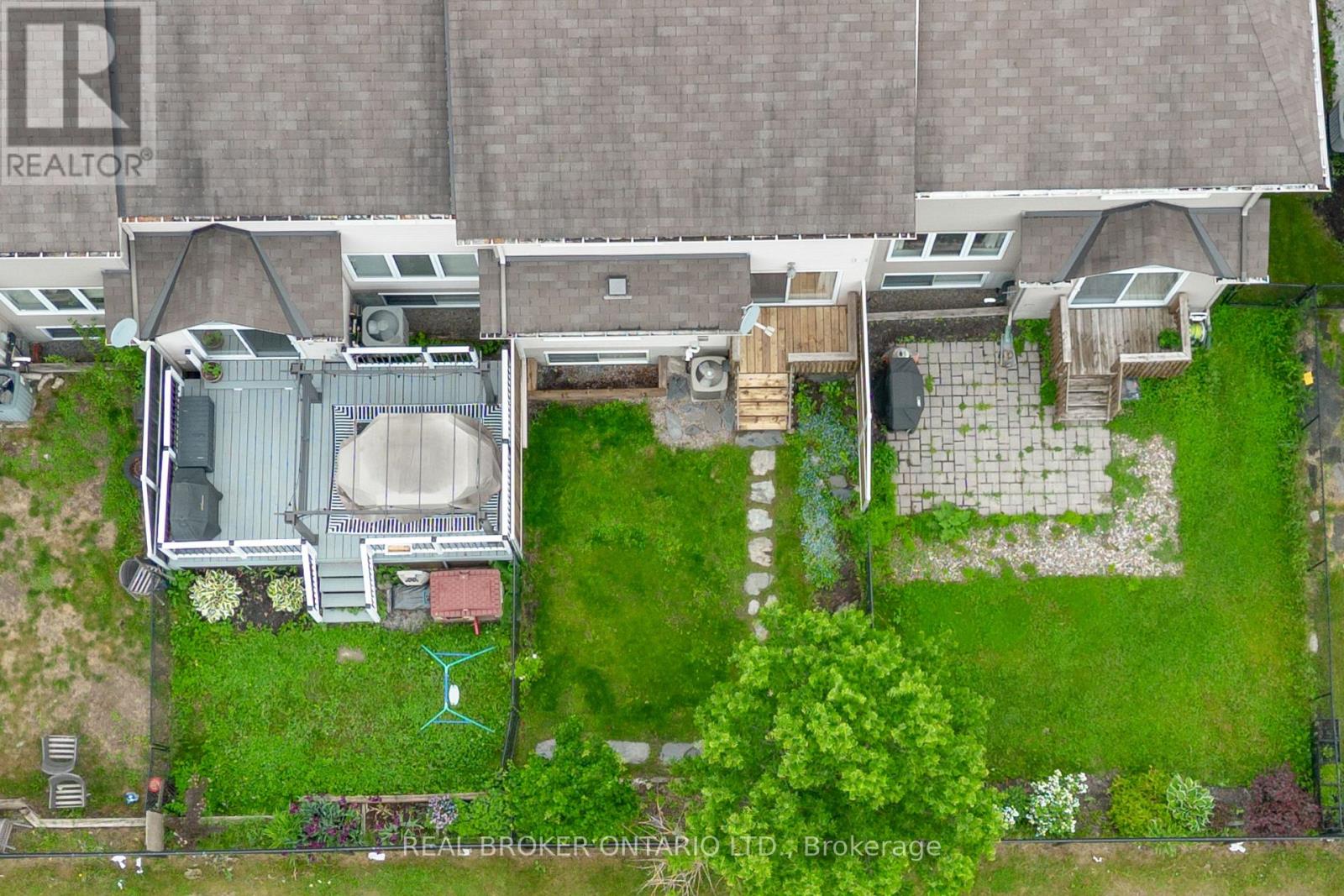 3 Bed, 3 Bath House for Sale in Ottawa – 124 SILVERMOON CRESCENT, Ottawa – MLS# X13435160 - Image 45
