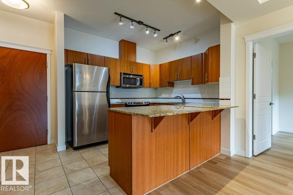 #409 10333 112 ST NW - photo 4