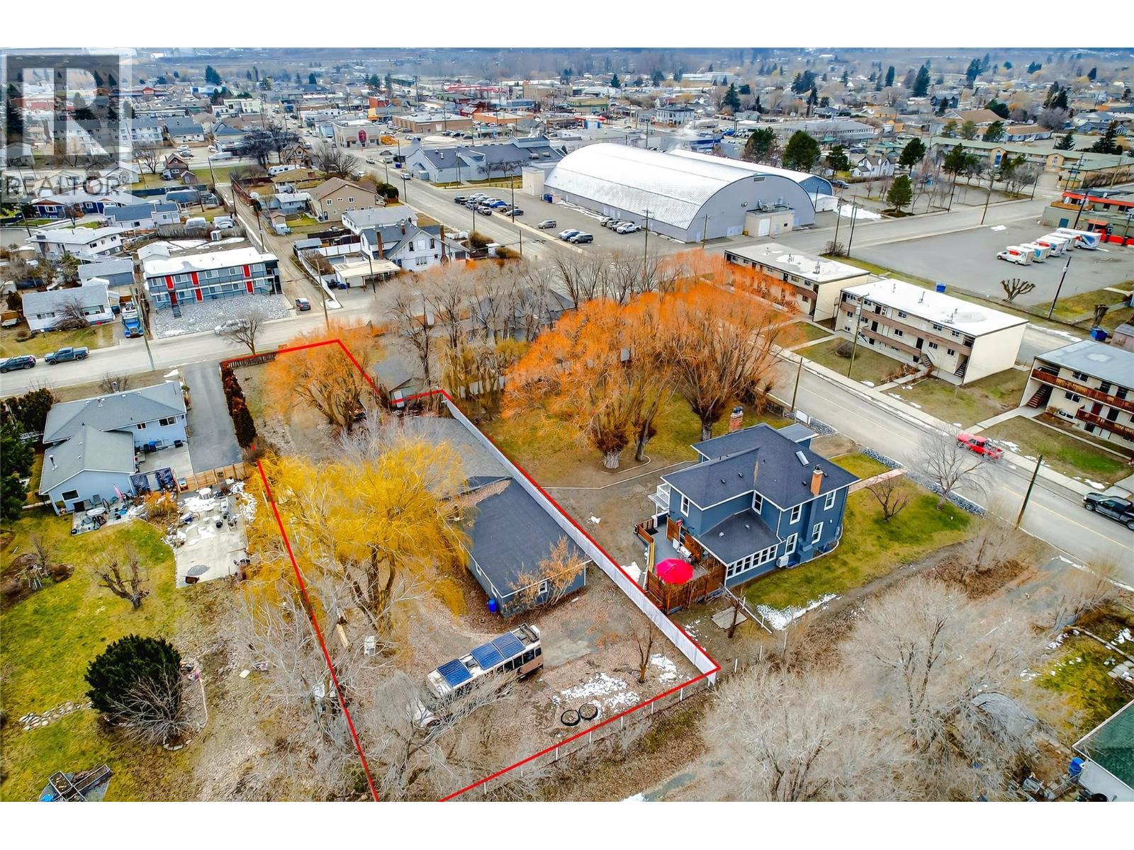  2135 Merritt Avenue, Merritt