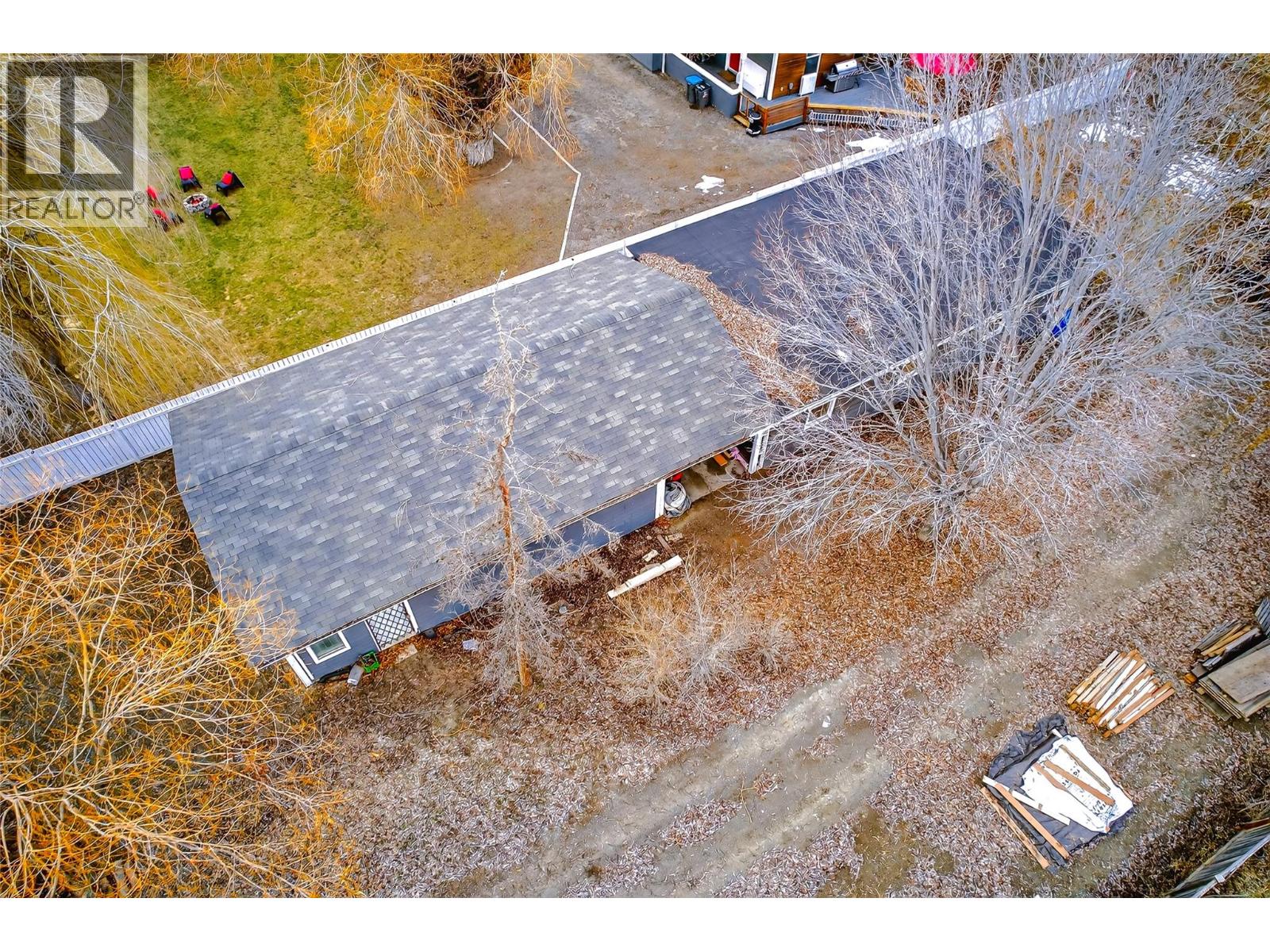  2135 Merritt Avenue, Merritt