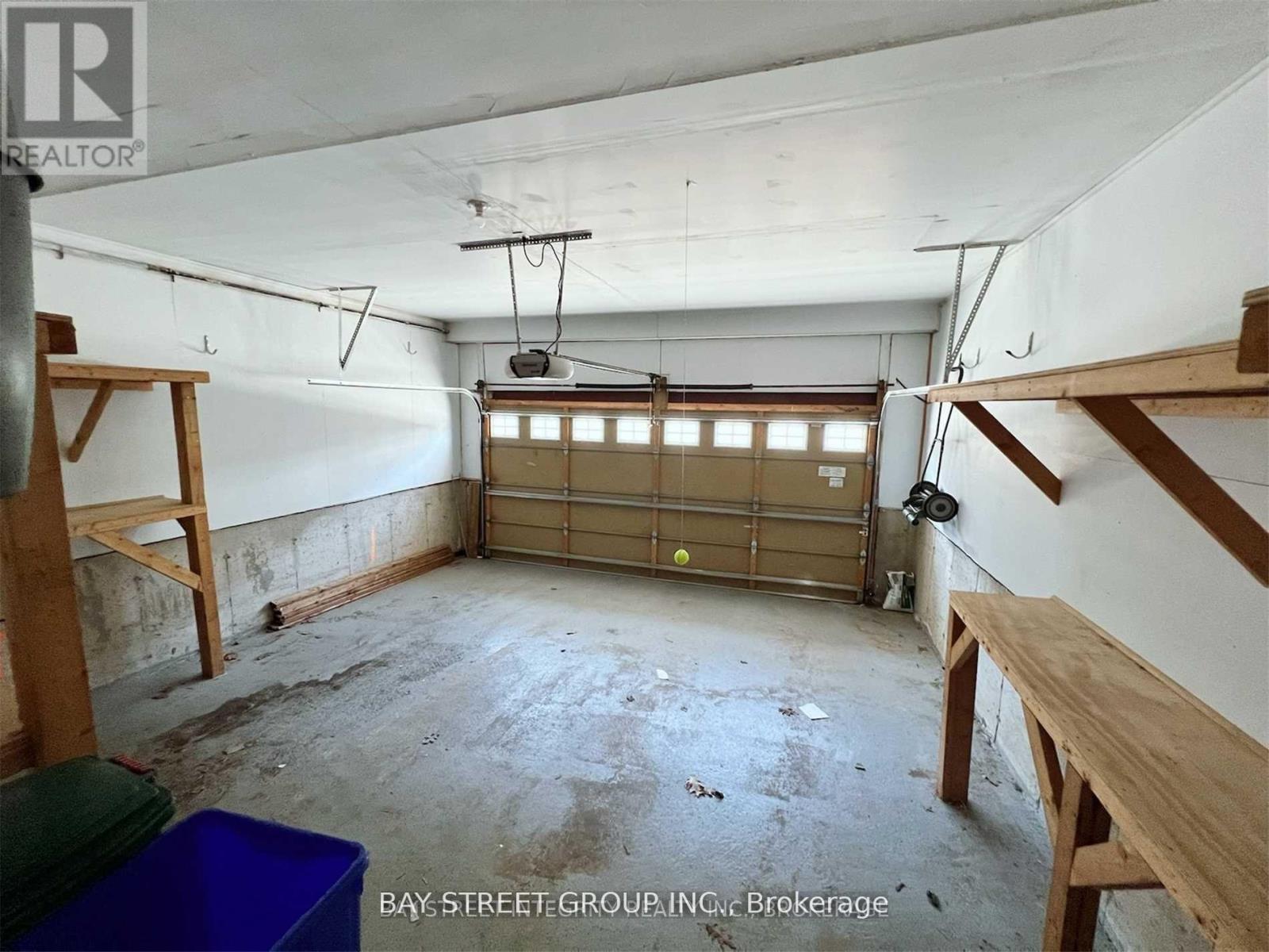 656 HOLLY AVENUE - 14