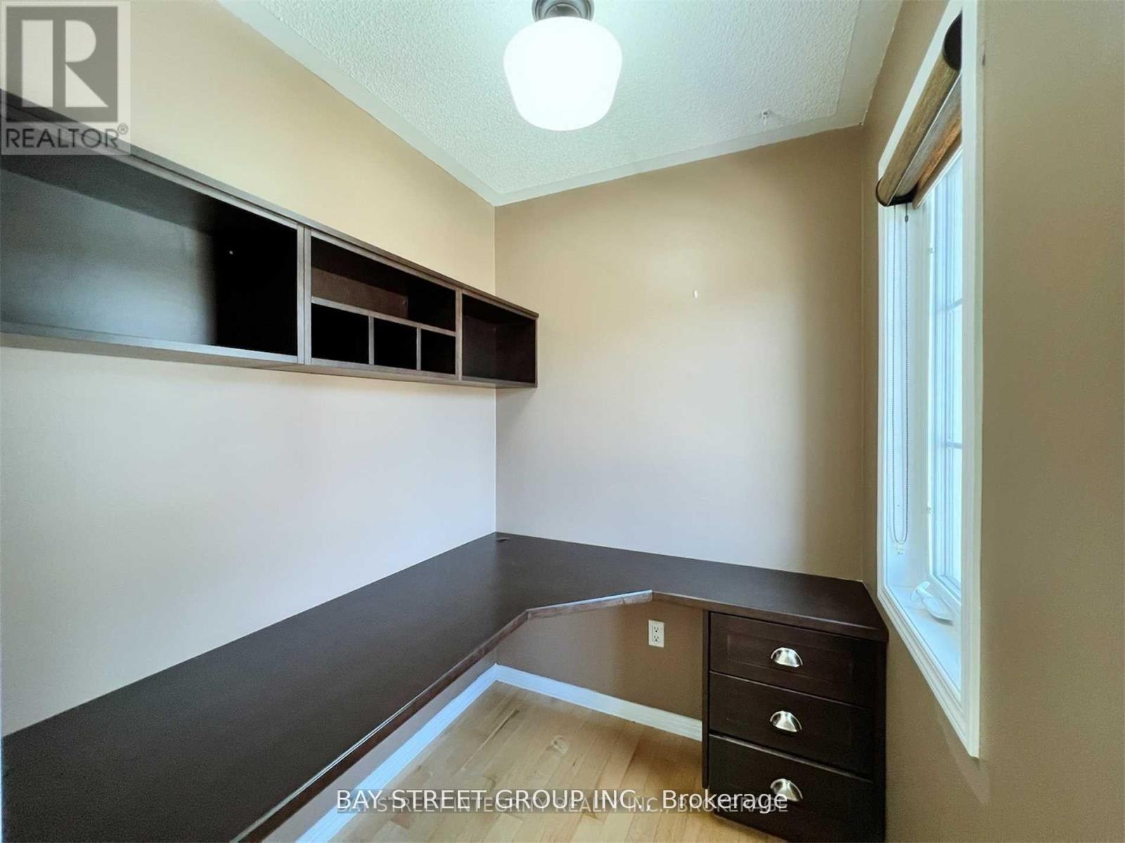656 HOLLY AVENUE - 5