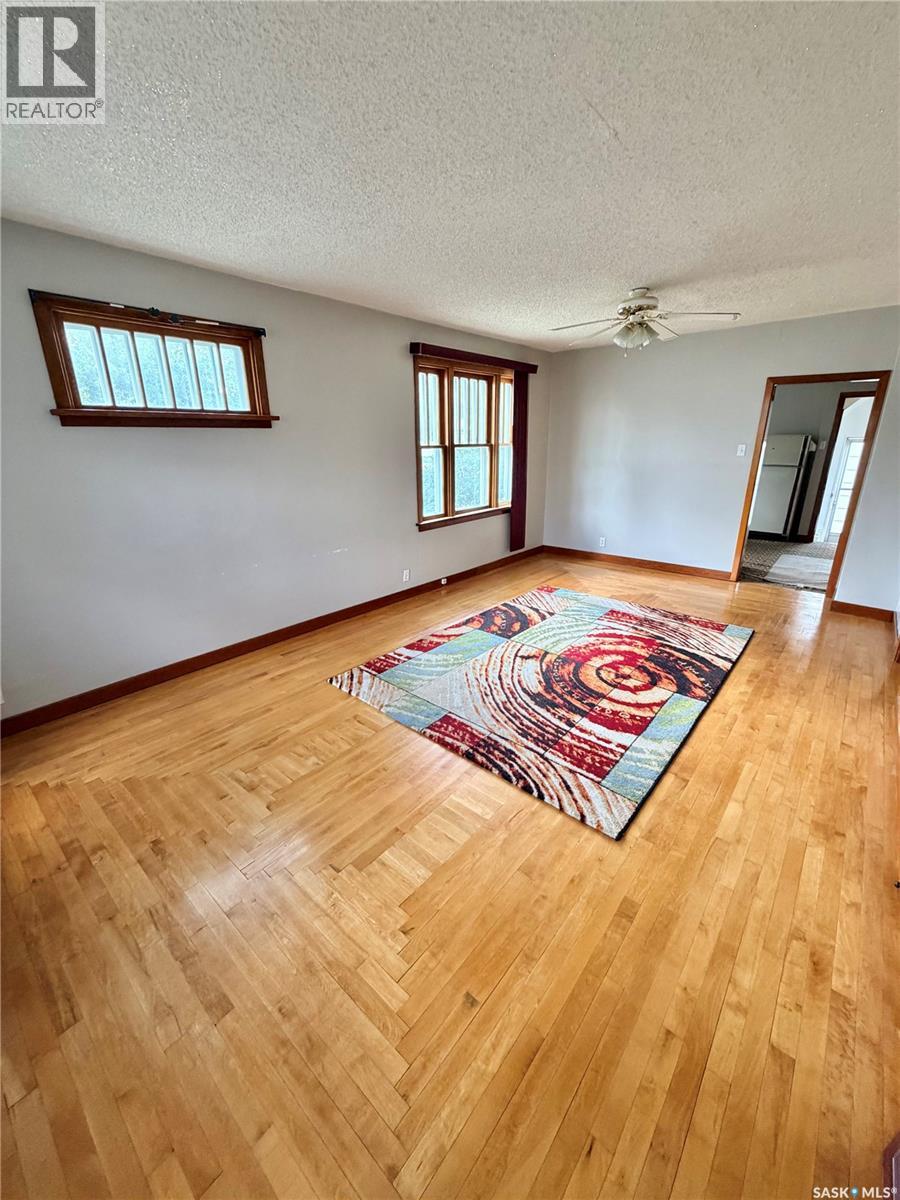 175 5th AVENUE NW - 3