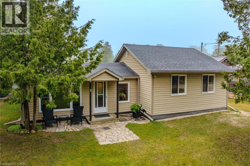 3 HAMILTON Place - 1