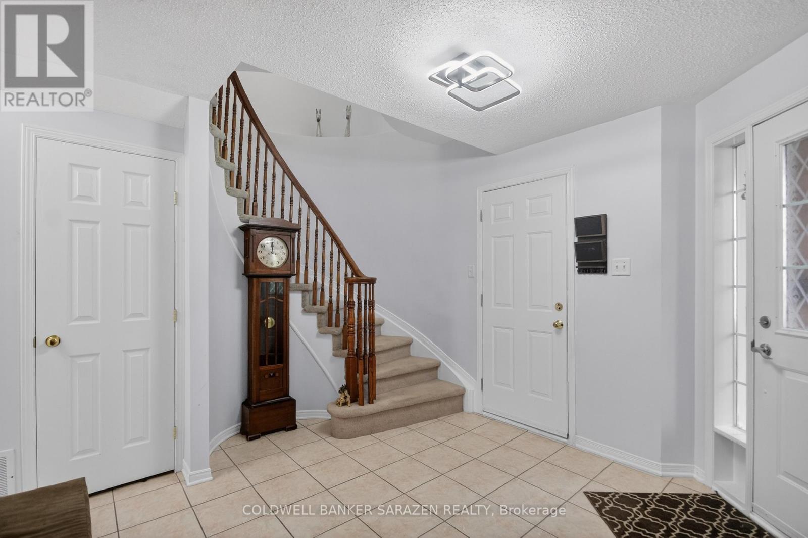 3 CASTLE GLEN CRESCENT - 24