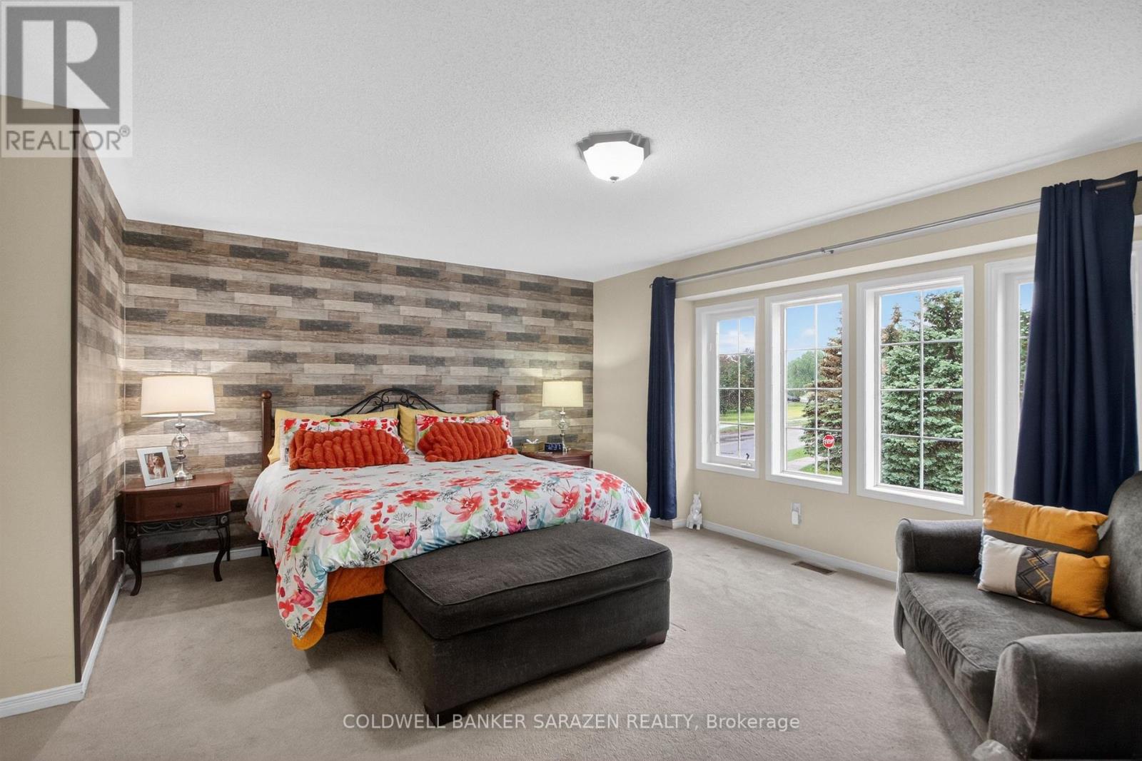 3 CASTLE GLEN CRESCENT - 28