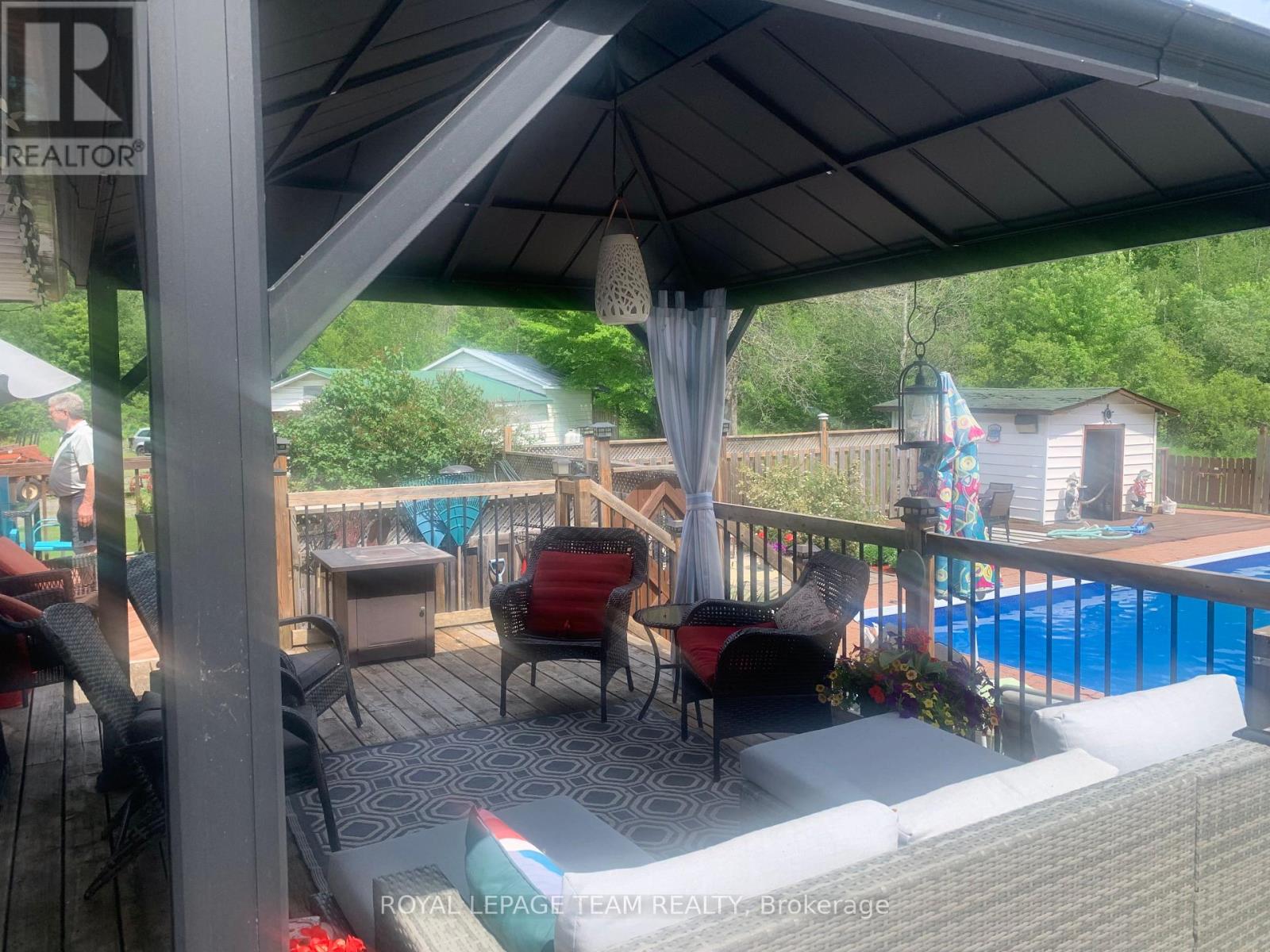690 LIMERICK ROAD - 32