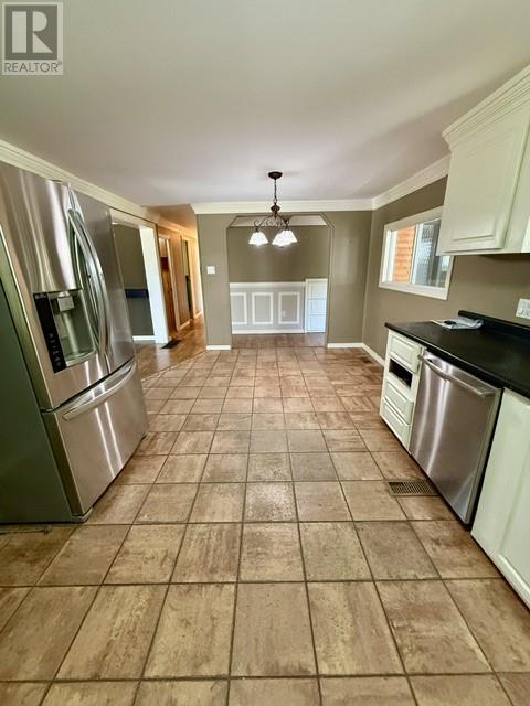 52 Lee Valley Road - 30