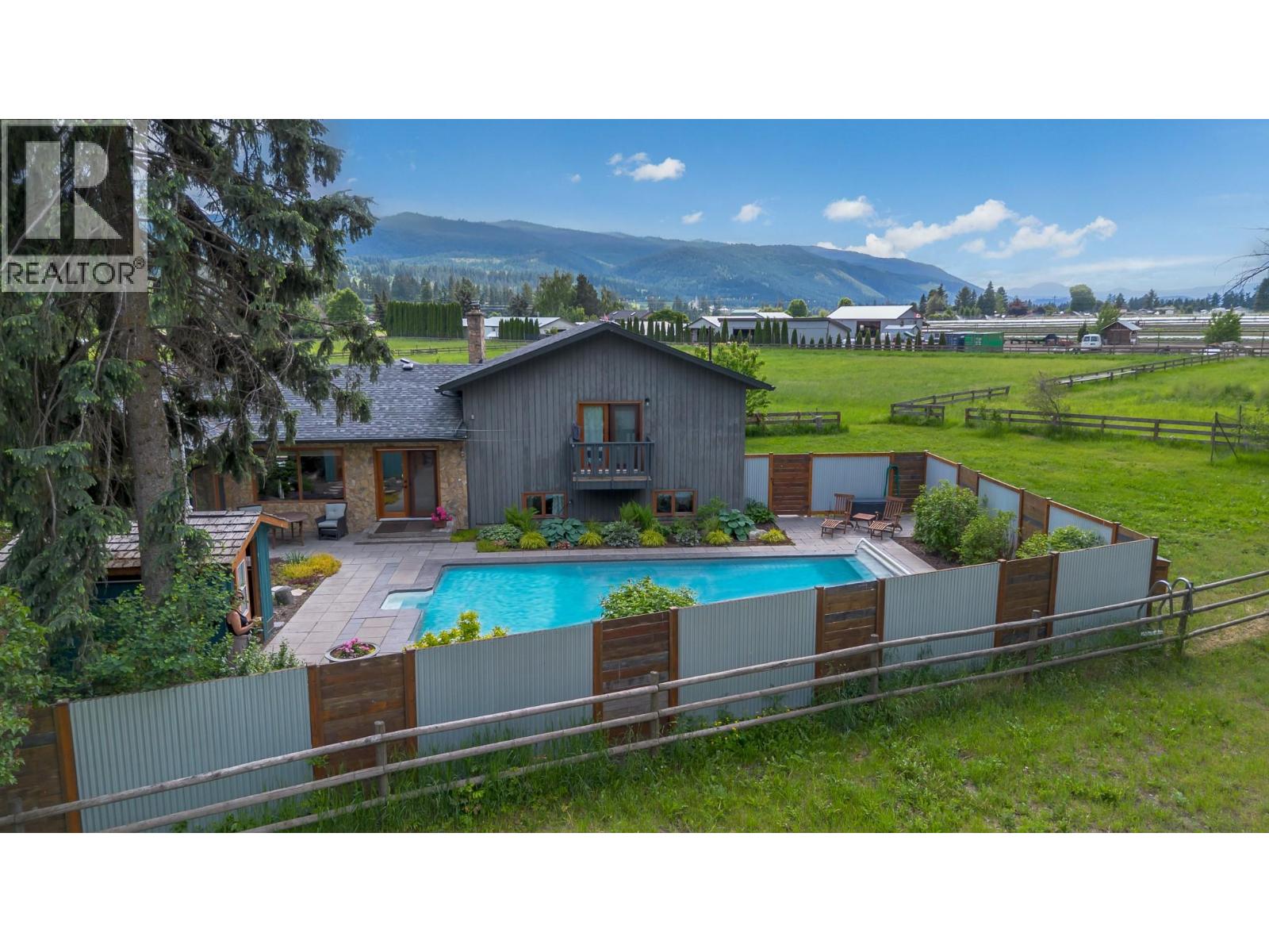5425 Petworth Road, Coldstream