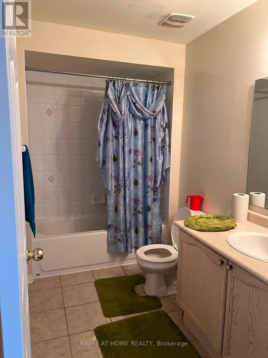 37 ARCHIBALD MEWS - 15