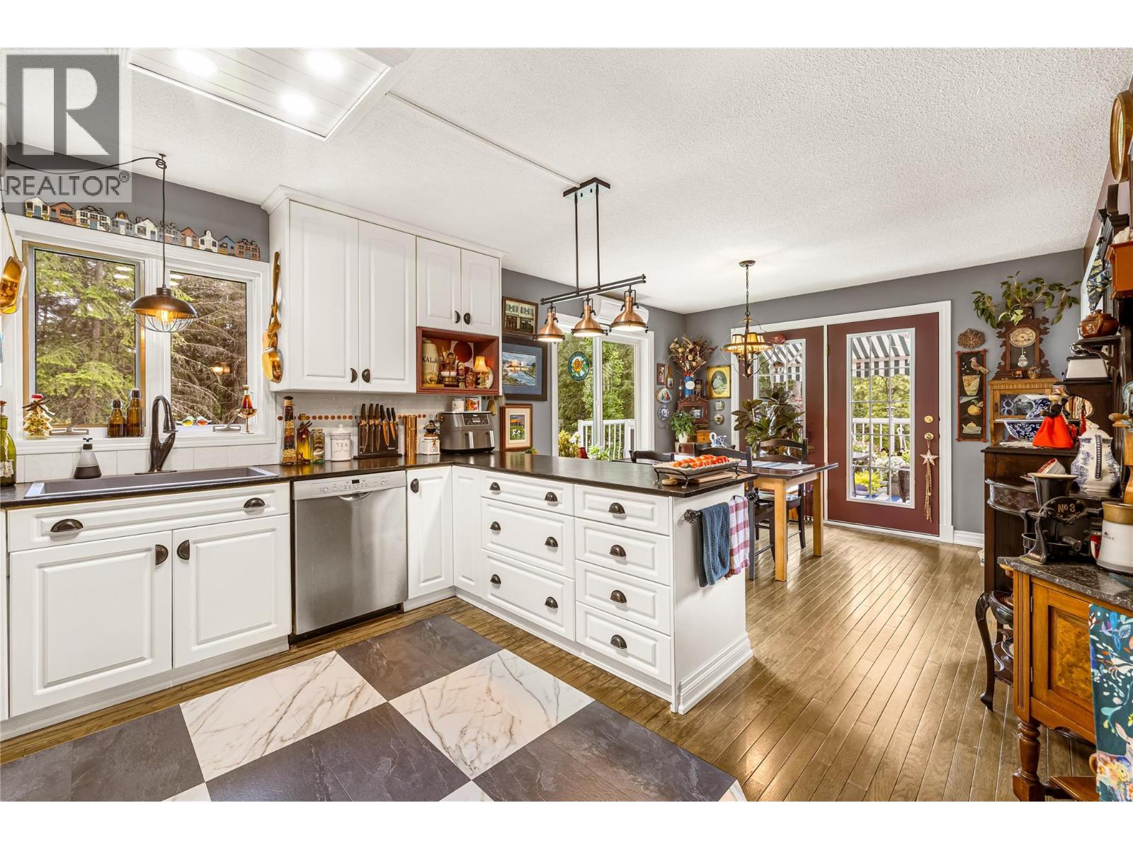 16096 Crawford Creek Road - 13
