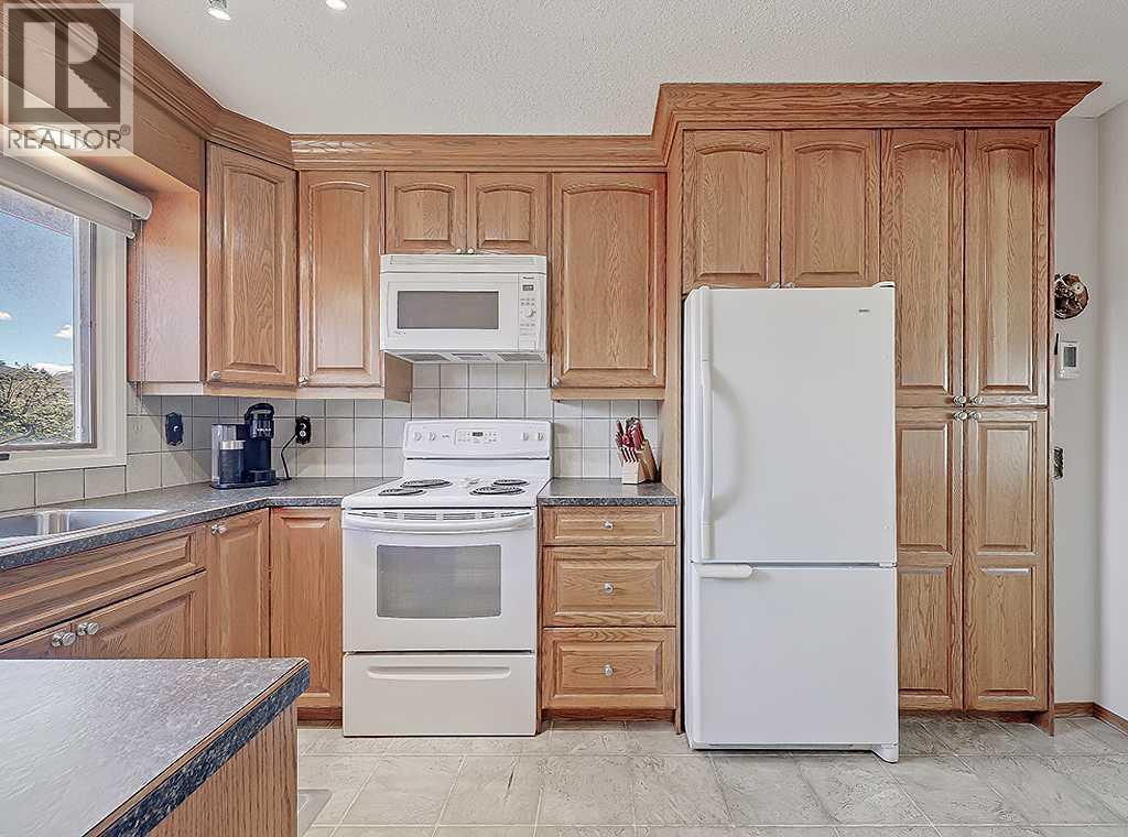 728 Parkvalley Road SE — photo 11