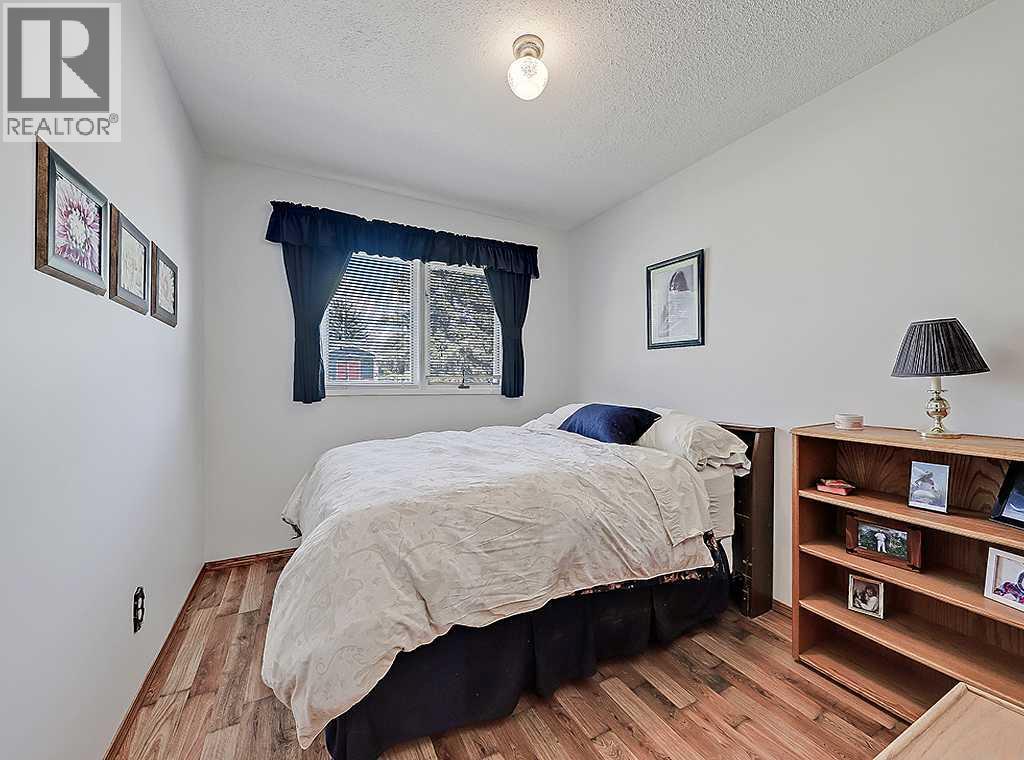728 Parkvalley Road SE — photo 23