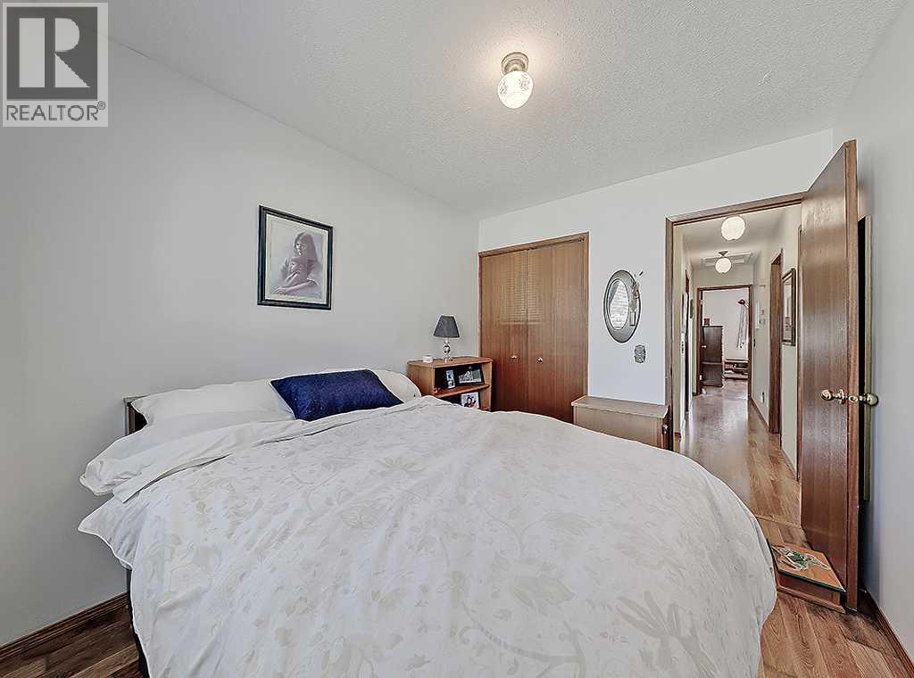 728 Parkvalley Road SE — photo 24