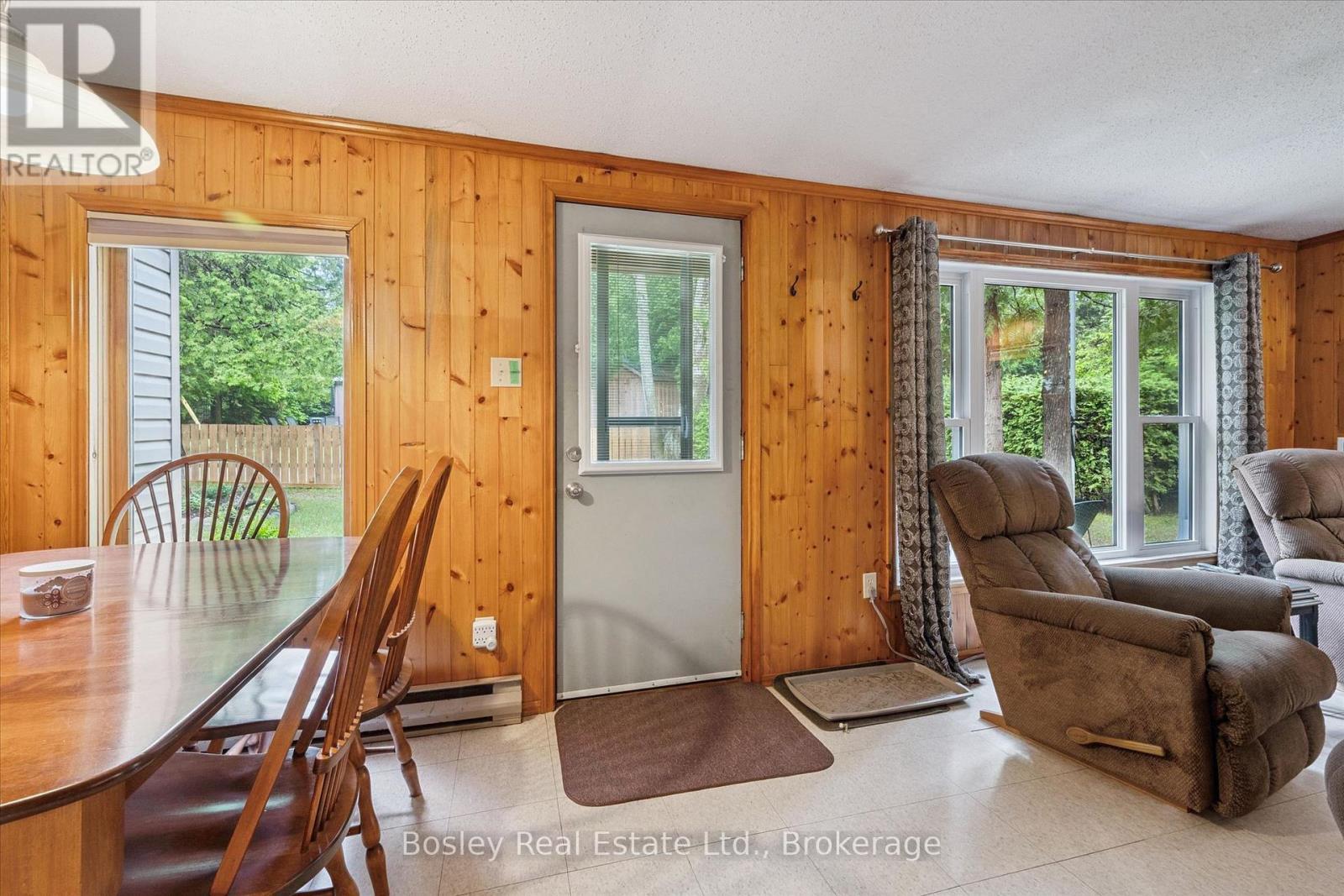 3 HAMILTON PLACE - 11