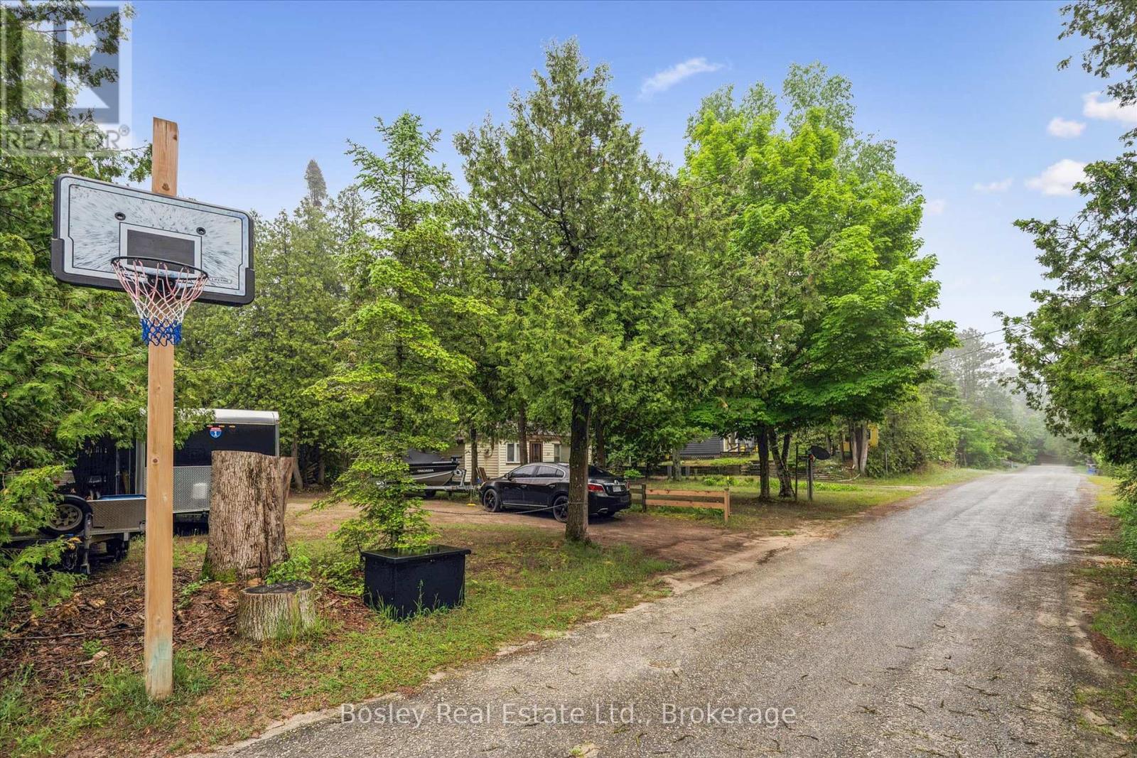 3 HAMILTON PLACE - 39