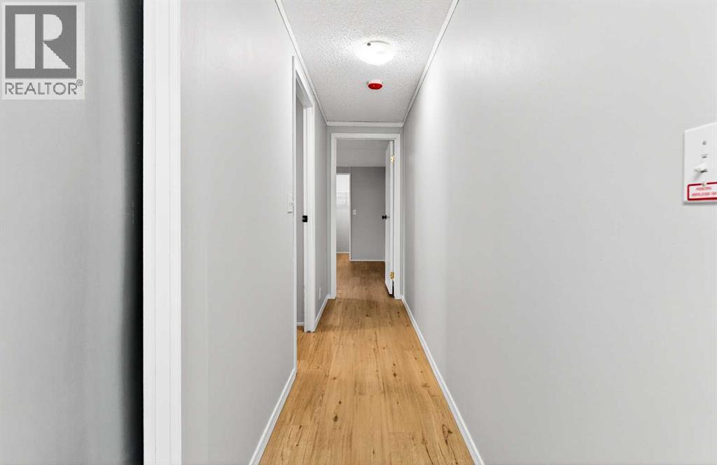 411 5 Street NW — photo 14