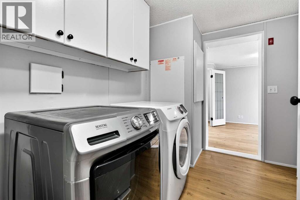 411 5 Street NW — photo 16