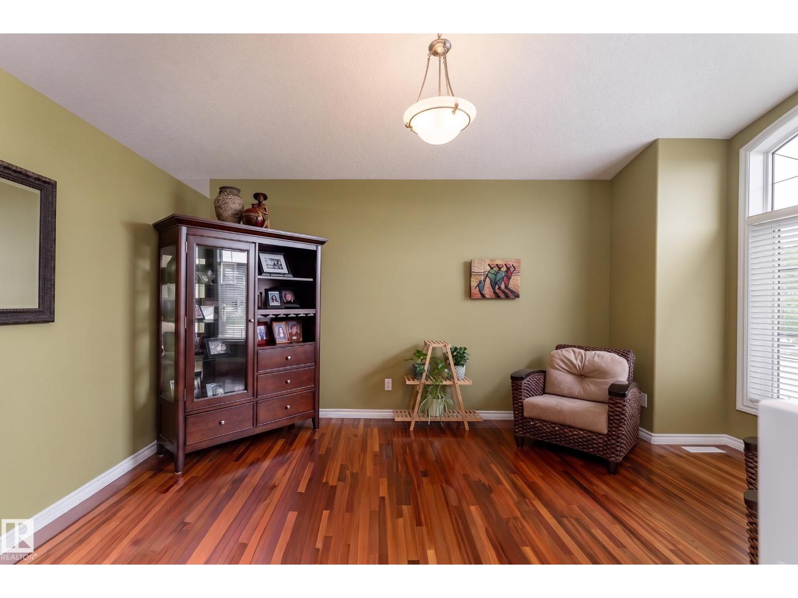 6001 52 AV — photo 13