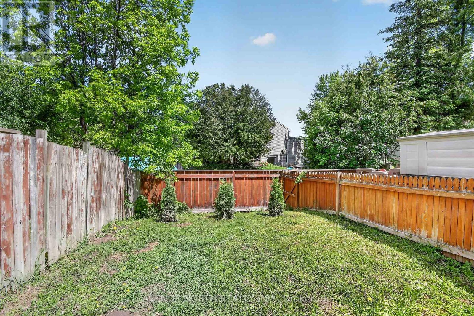 3 Bed, 3 Bath House for Sale in Ottawa – 564 SEYTON DRIVE, Ottawa – MLS# X13435258 - Image 30