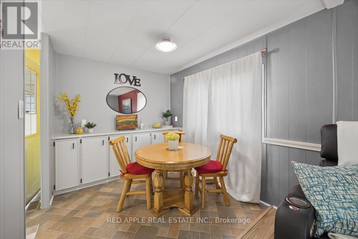 30 FLORA COURT - 11