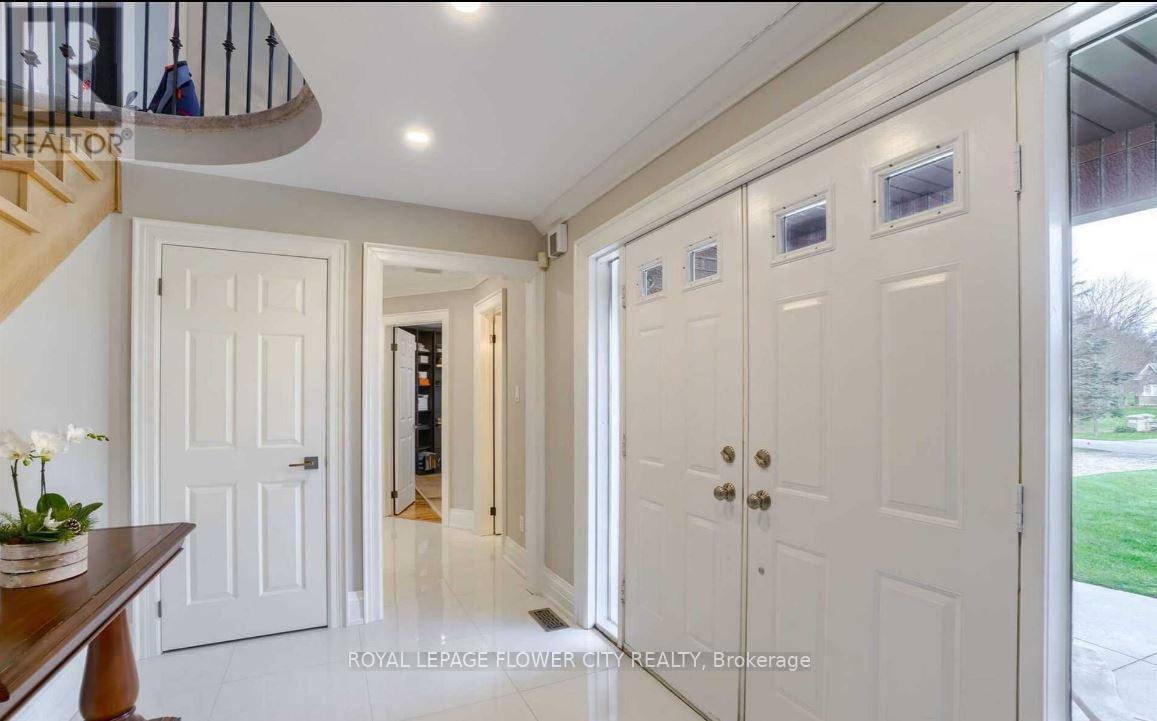27 MCCAULEY DRIVE - 4