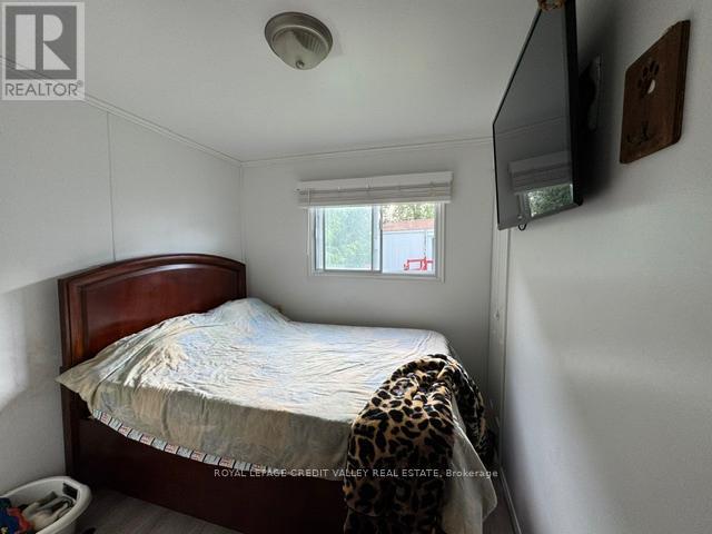 5 LAUREL LANE - 14