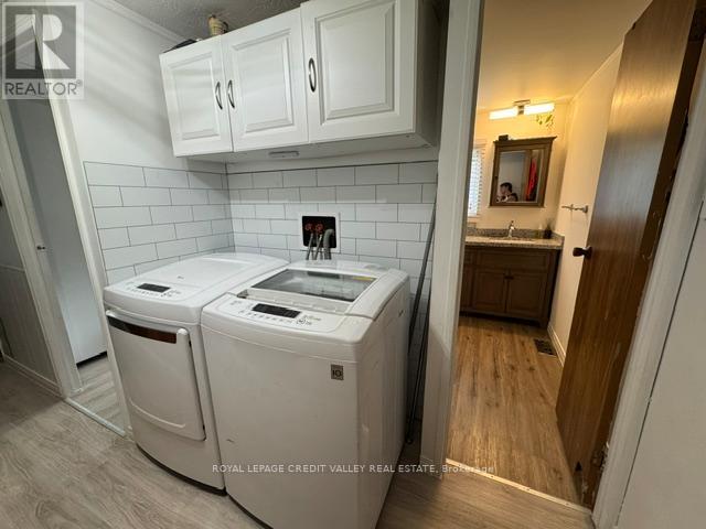 5 LAUREL LANE - 15