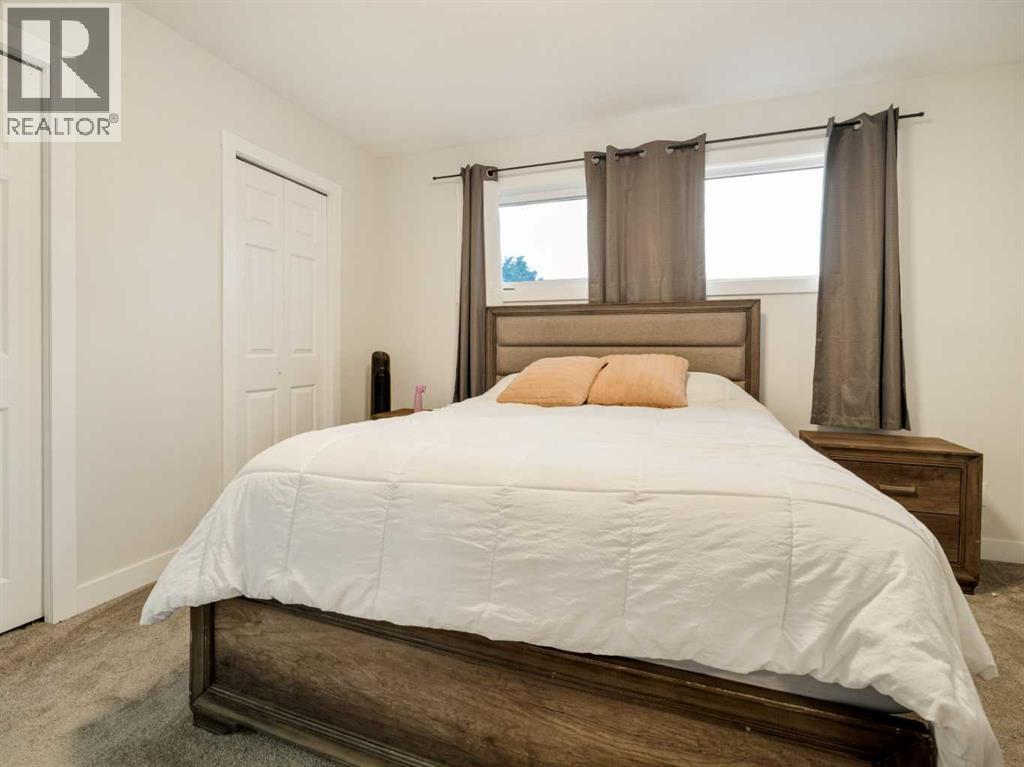 5408 45 Street — photo 27