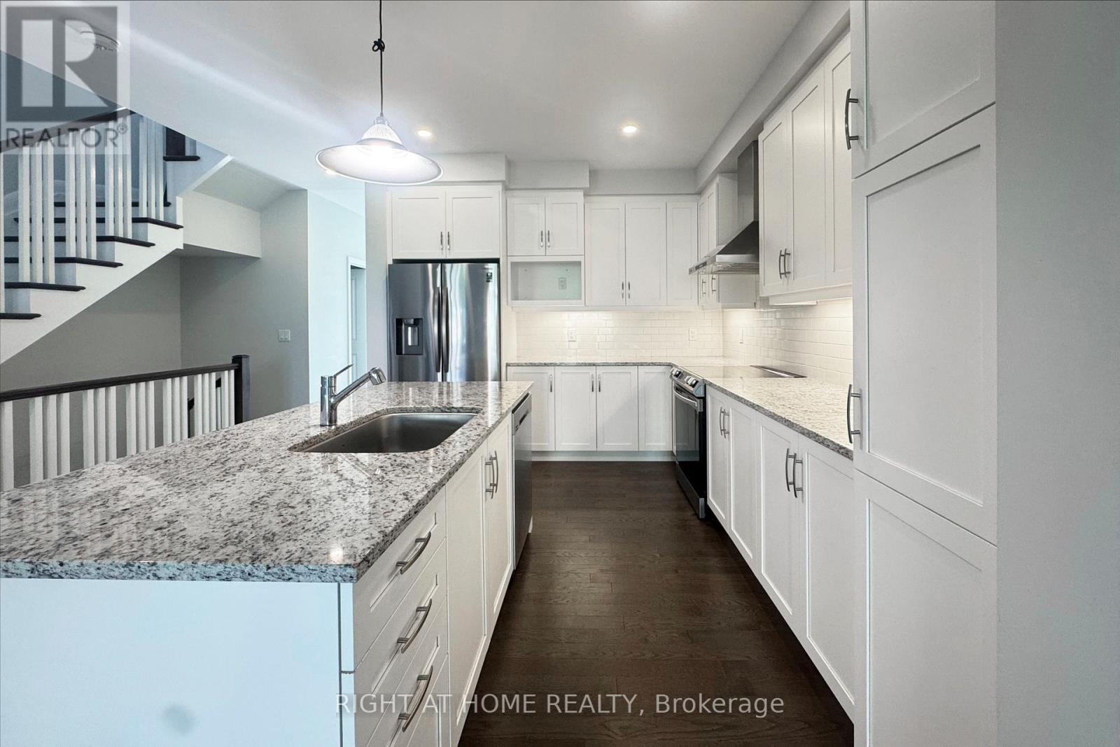 3 Bed, 3 Bath House for Rent in Ottawa – 312 WIGWAS STREET, Ottawa – MLS# X13435298 - Image 9